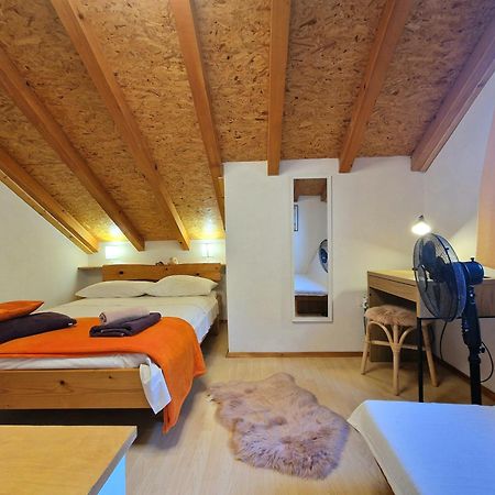 Holiday Home Maslinova Вела-Лука Экстерьер фото